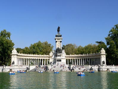 El Retiro Park